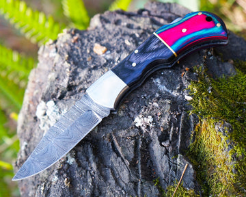 Damascus Folding Knife with best hunting potential - Premium Damascus - Comes with Sheath